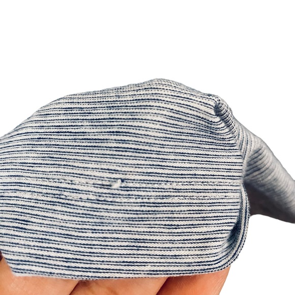 Vineyard Vines “Island T-shirt” Blue White Striped Long sleeve Hooded T Sweater - Picture 7 of 11